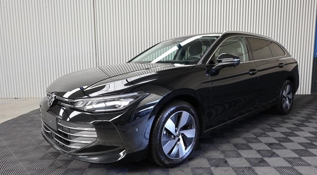 Kenidi: Volkswagen Passat Variant